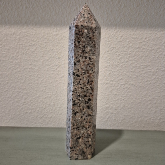 Natural Yooperlite UV Crystal Obelisk Tower #2 New